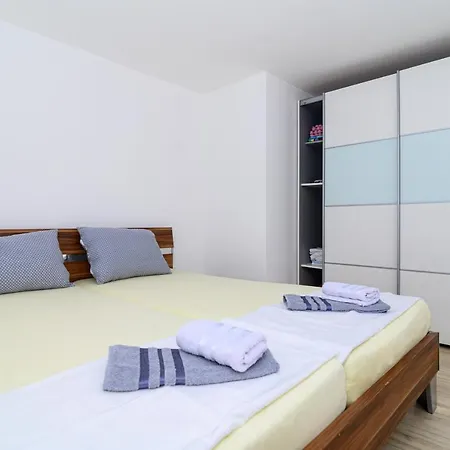 Apartamento Sara